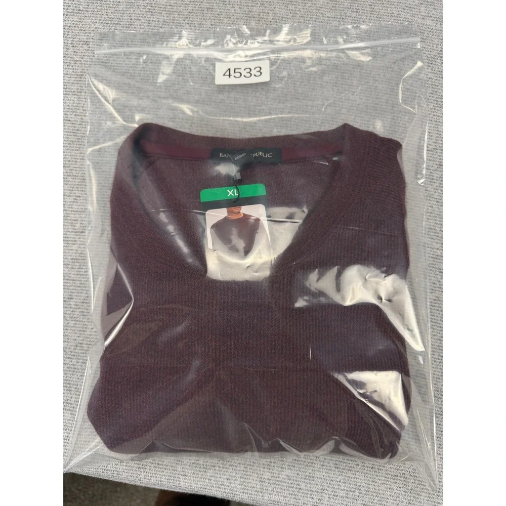 Banana Republic Mens Crew Pullover Sweater XL Burgundy Red Raglan Sleeve NWT